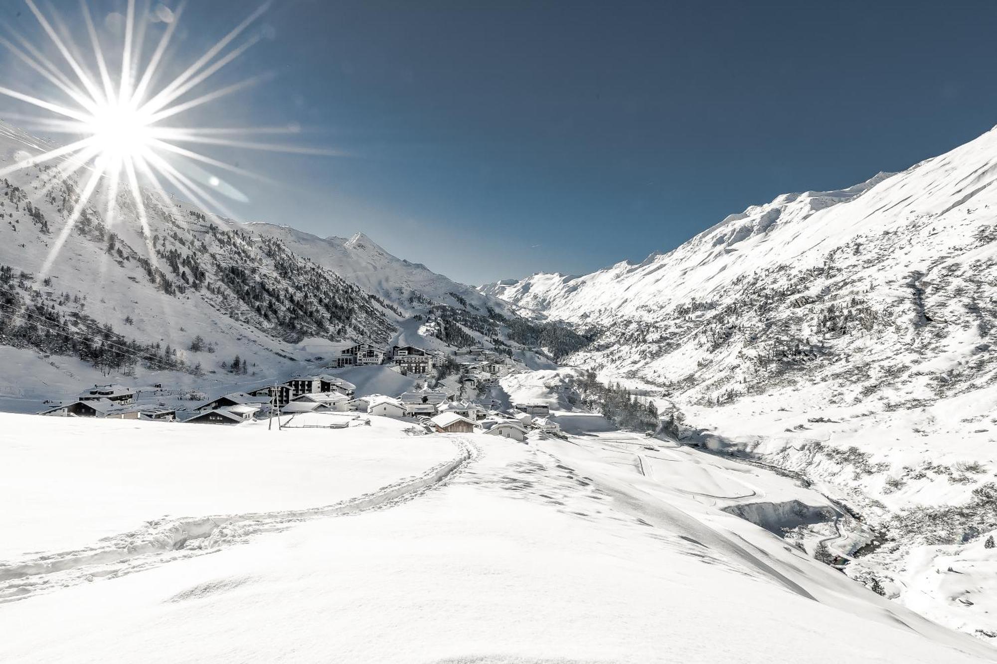 Hotel Enzian & Apartmenthotel Johannes Obergurgl Exterior photo